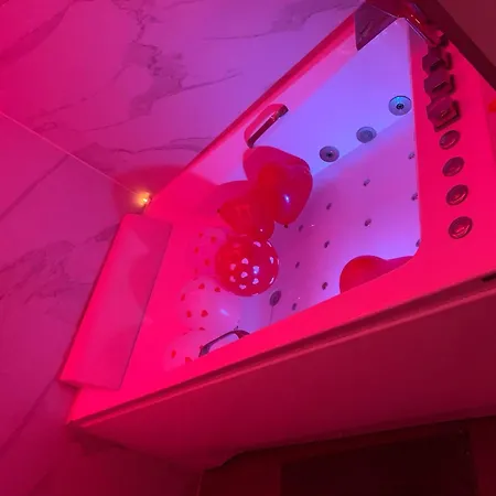 Apartment La Gold Jacuzzi *