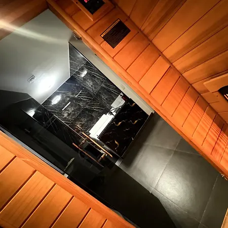 La Gold Jacuzzi Appartement Seraing