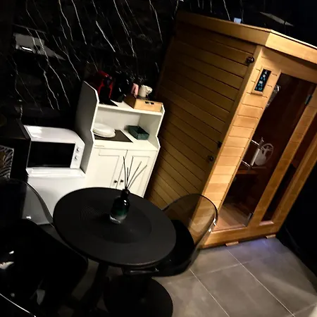 La Gold Jacuzzi 세랭