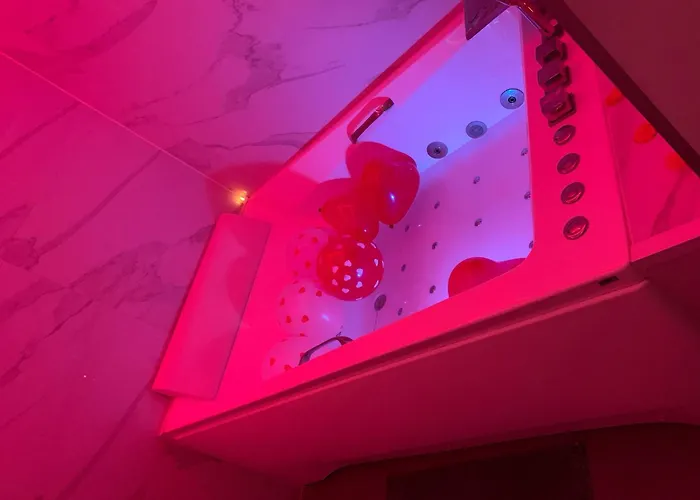 شقة La Gold Jacuzzi *